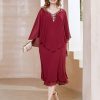 Mere BABARONI FR | Robe Fourreau En Mousseline A Col En V Longueur De Mollet Bordeaux