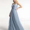 Demoiselles D'Honneur BABARONI | Robe Longue En Tulle A Bretelles Torsadees Avec Decollete En V Bleu Poudre