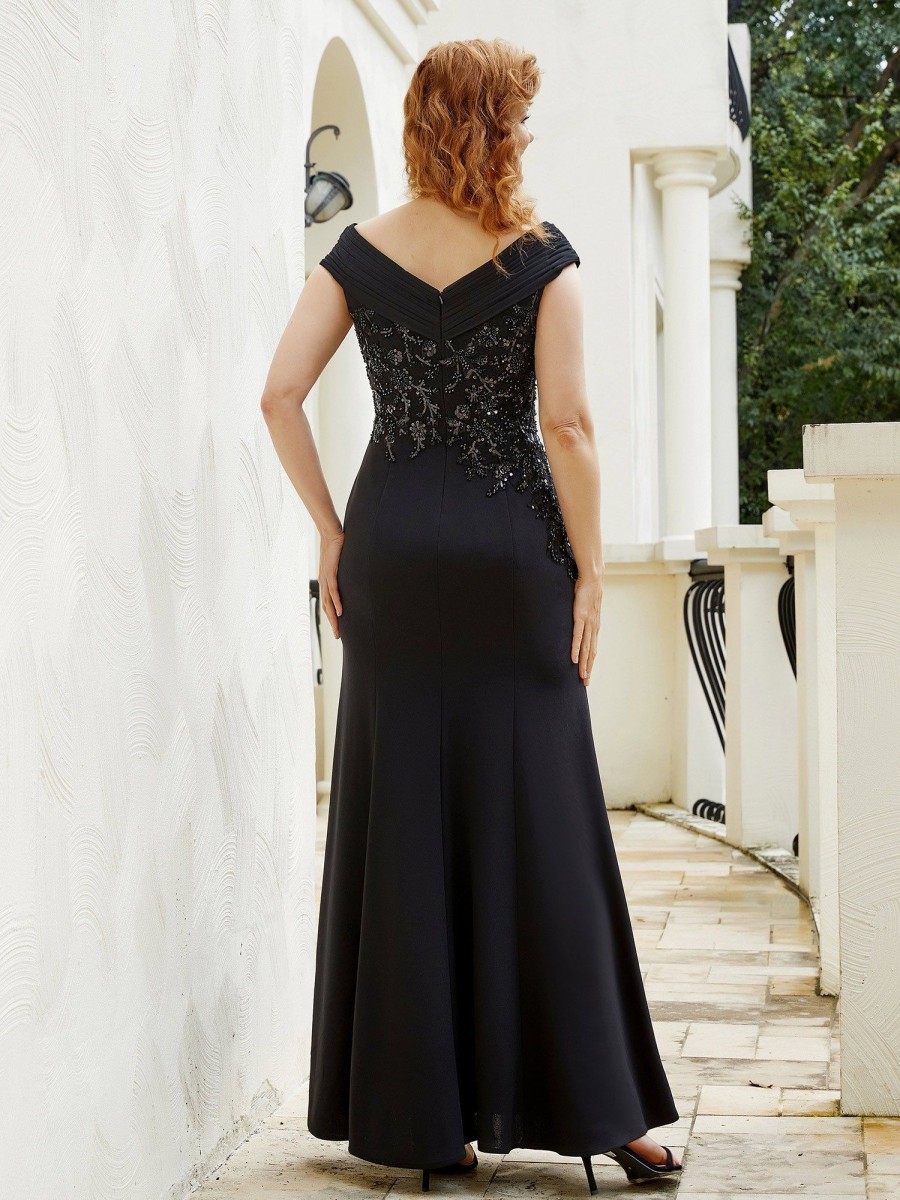 Mere BABARONI FR | Robe De A-Ligne En Mousseline A Perles Et Col En V Noir